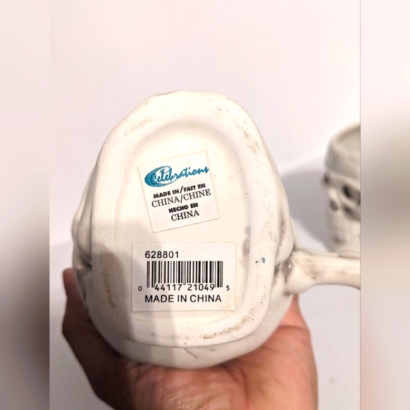 White Ceramic Skull Shaped Mug Set Of 3 - Picture 5 of 5